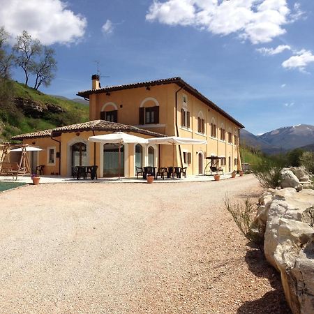 Il Casale San Martino Bed & Breakfast Norcia Dış mekan fotoğraf