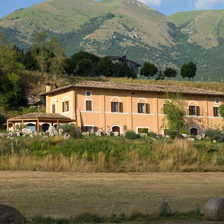Il Casale San Martino Bed & Breakfast Norcia Dış mekan fotoğraf
