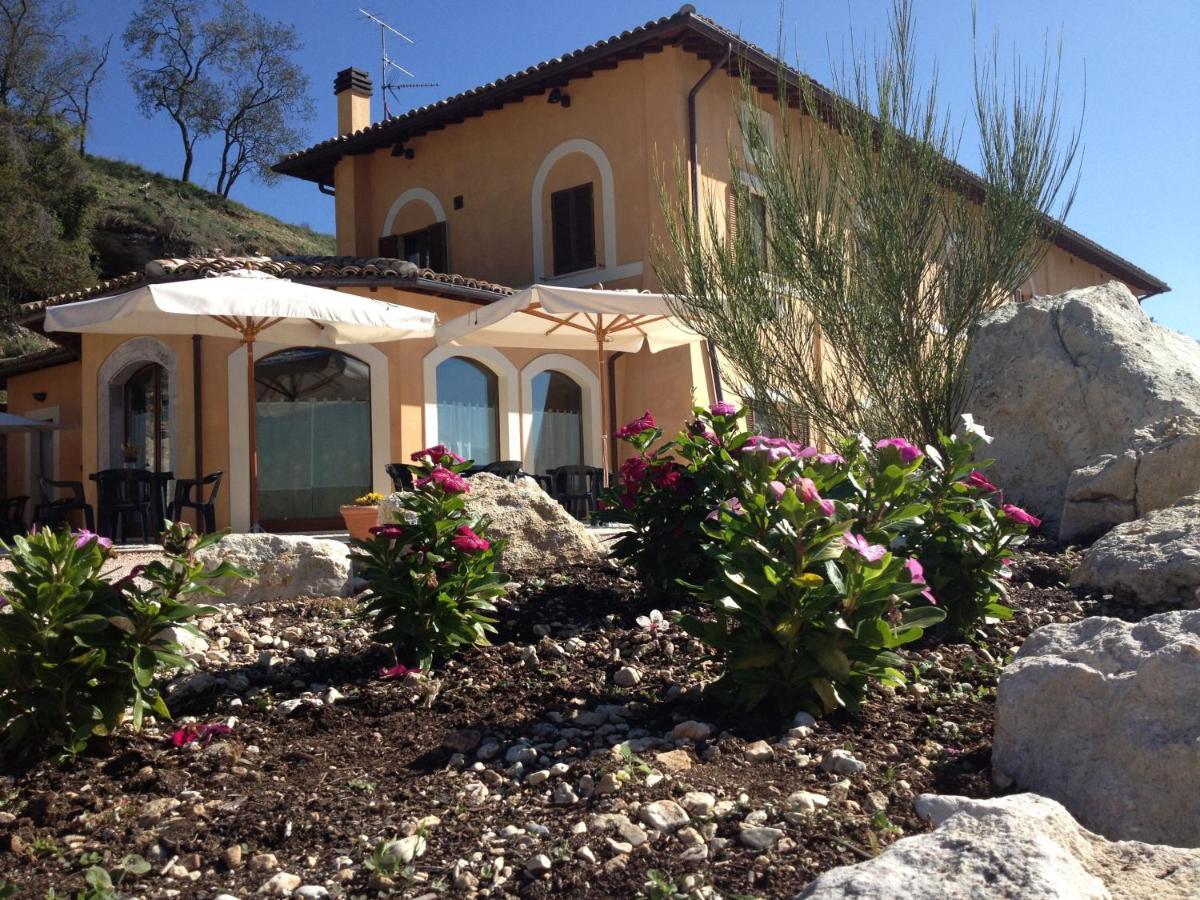 Il Casale San Martino Bed & Breakfast Norcia Dış mekan fotoğraf